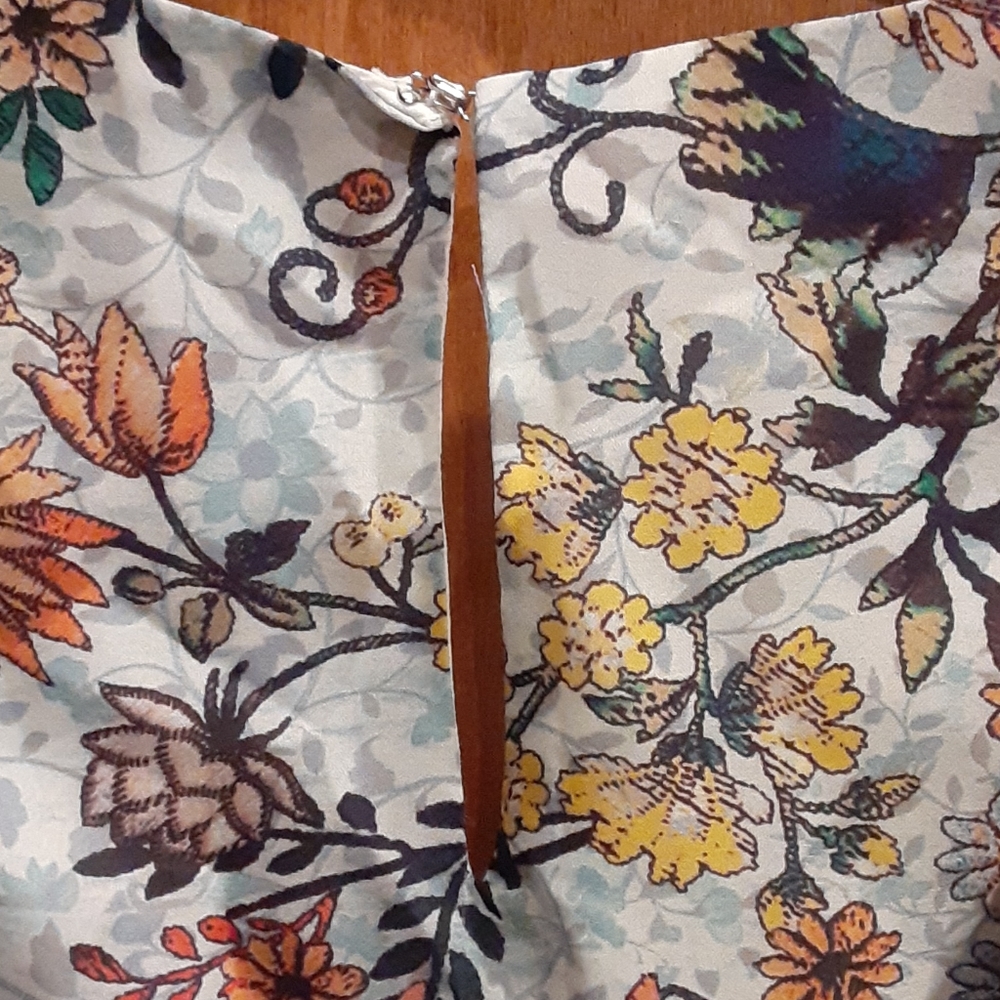 SPRING DRESS - Picture 6 of 7